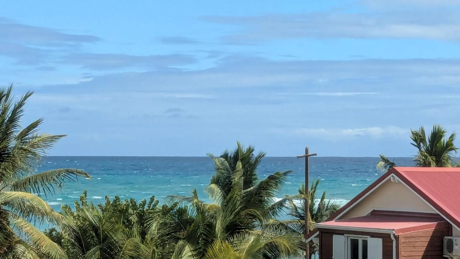 Kontakt z Le Mabuya De Crystal Beach